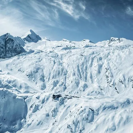 Studio Libusa, Adler Kaprun